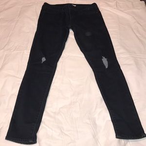 Levi’s 711 Skinny jeans